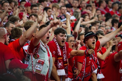 1. FC Kaiserslautern gegen Dynamo Dresden - Fans