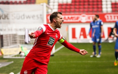 1. FC Kaiserslautern gegen SV Meppen - Hendrick Zuck bejubelt das 2:0