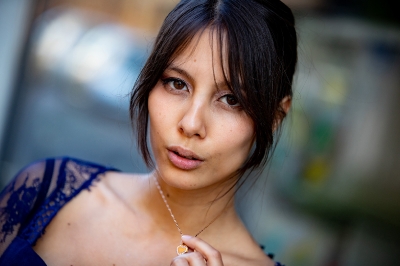 Diana - Citywalk im Frühling