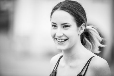 Mariella - Das rote Kleid