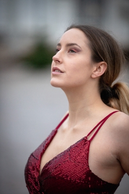 Mariella - Das rote Kleid